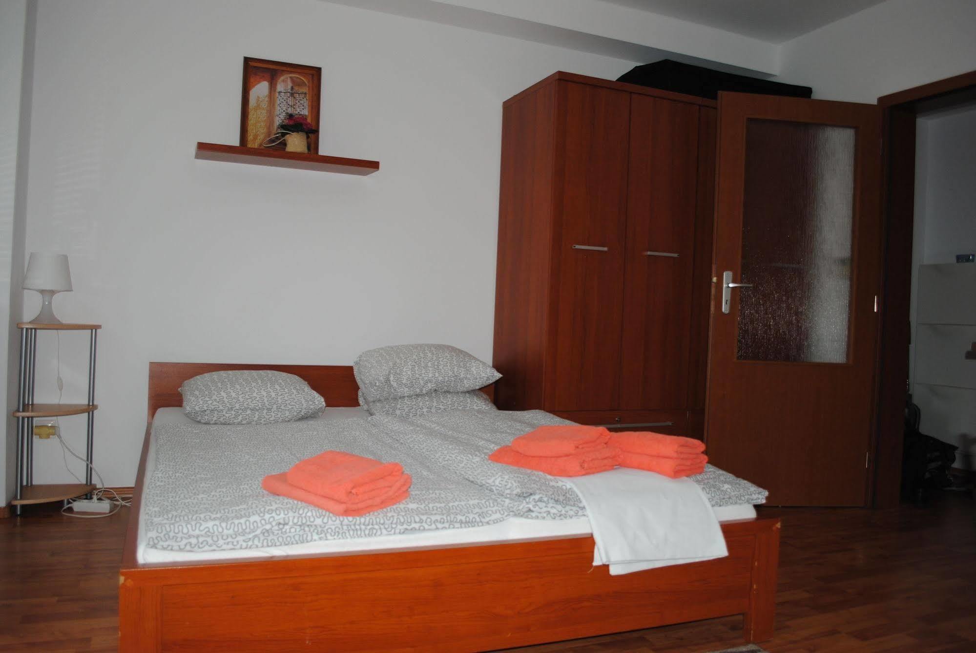 Golem Tatranska Strba Apartment ภายนอก รูปภาพ